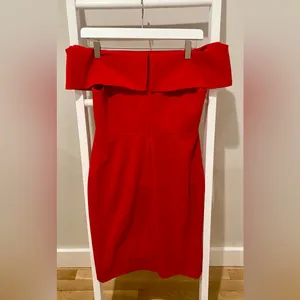 Calvin Klein Red Off-Shoulder Dress – Size 6P thumbnail 6