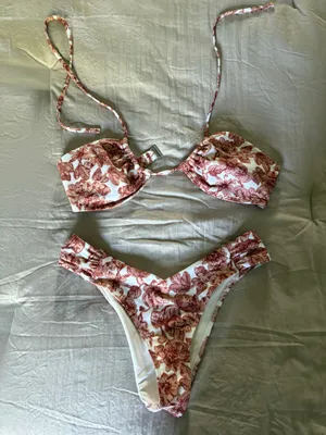 Abercrombie Bikini Set Floral thumbnail 1