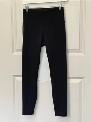 Lululemon Wunder Train High Rise Tight 25” (8) Black thumbnail 4