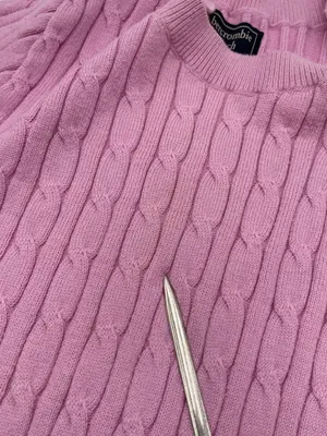 Vtg Y2k 2000s Abercrombie & Fitch Pink Cable Knit Crewneck Sweater Womens Sz Med thumbnail 11