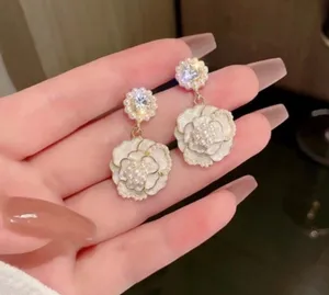 Elegant Flower Dangle Drop Earrings for Women thumbnail 2