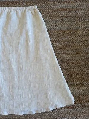 Choklate Paris Textured Midi Skirt in Cream thumbnail 2