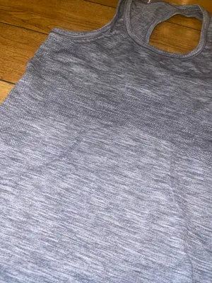 Workout Lululemon Top thumbnail 2