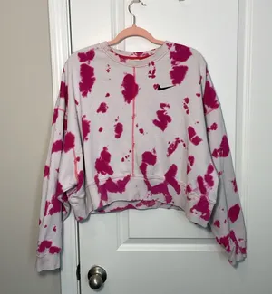 Nike Women's Sportswear Oversized Fleece Pink Tie-Dye Crew Sweatshirt medium thumbnail 5