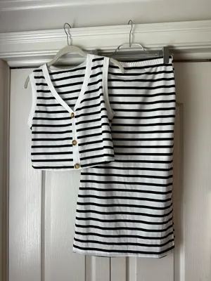 Black and white striped skirt set Multiple thumbnail 3
