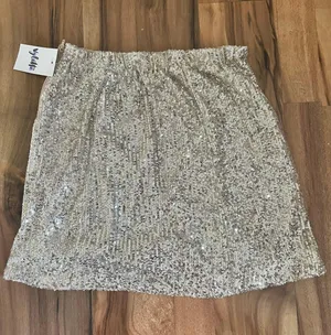 Sequin Mini Skirt Gold Size S - NWT thumbnail 3