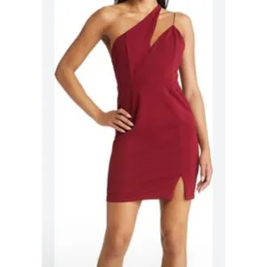 Lulus Burgundy One Shoulder Asymmetrical Mini Dress Side Slit S NWOT Cocktail thumbnail 2