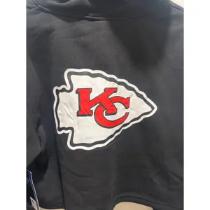 NFL‎ Kansas City Chiefs Cropped Hoodie NWOT Women's Large Black thumbnail 4