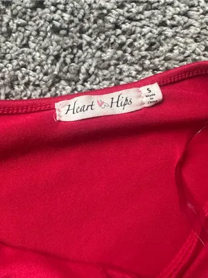 Heart & Hips Red Long-Sleeve Twist-Front Crop Top thumbnail 4
