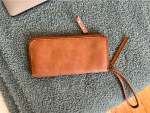 Free People Wallet thumbnail 2