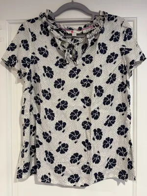 Boden Silk Blend Floral Polka Dot Ruffle Neck Amanda Blouse Top UK 10 US 6 thumbnail 2
