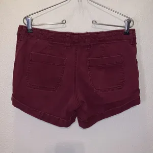 Hollister chino midi short longest length 4” inseam burgundy Summer shorts thumbnail 4
