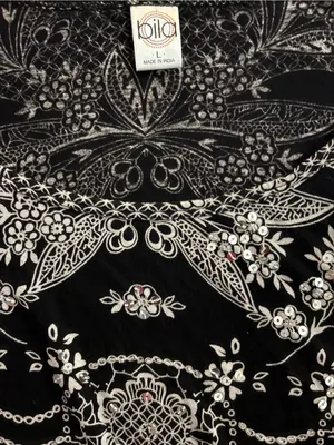 Bila Black & White Ornate Lace-Trim Tank Top thumbnail 2