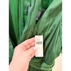 Anthropologie Green Pleated Mini Dress Cold Shoulder V-Neck Size 8 NWT thumbnail 6