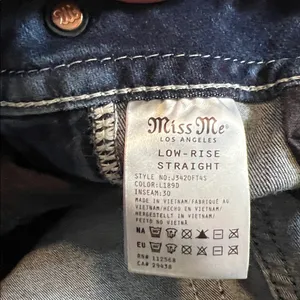 Miss Me LR Straight Leg Jeans Dark Wash 28x30 NWOT thumbnail 10