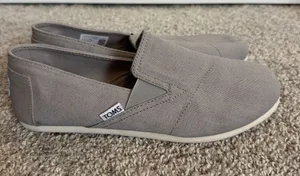 Toms Women's Slip-On Canvas Moccasins - Light Gray thumbnail 1