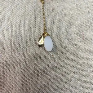 Bansri Gold Leaf Lariat Necklace White Teardrop Stone Charm Dainty Boho thumbnail 4