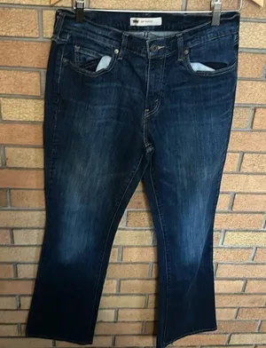 Levi's 515 Bootcut Jeans Women's Dark Wash Denim Stretch Size 10L (30x34) thumbnail 1