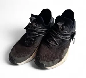Nike Air Huarache Run Triple Black Men’s 8 thumbnail 1