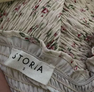 Storia Top Floral thumbnail 4