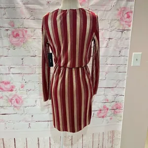 Lulu’s nwt V.I.P. Party Gold and Burgundy Striped Pleated Long Sleeve Dress size thumbnail 8