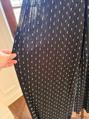 Elegant NWOT High Waisted Black Accordion Pleated Wide-Leg Pants with Drawstring thumbnail 3