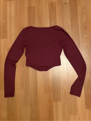 Lulu’s Long Sleeve Burgundy Bustier Crop Top Size S thumbnail 4