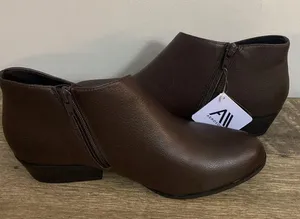 No Boundaries AEROSOLES New! Women’s brown comfort ankle boots size 9 thumbnail 5