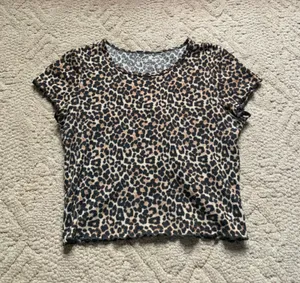 American Eagle Cheetah Print Cropped Tee thumbnail 1