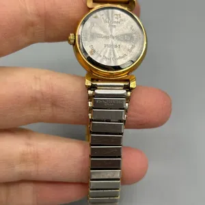 Valdawn Fluttering By To Say Hi Watch 2001 Gold Tone Stretch Needs Battery VTG thumbnail 13