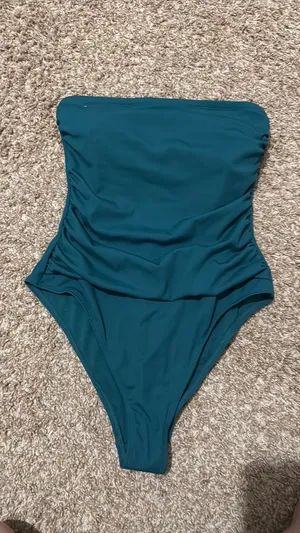 Target Hollister Dress Mini Floral thumbnail 2