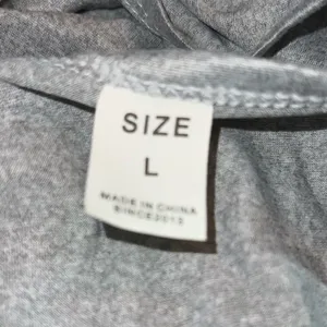 Nwot! Super fun gray T-shirt with fun sayings thumbnail 8