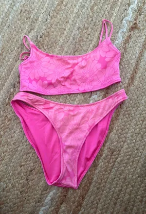 Triangl Bikini thumbnail 1
