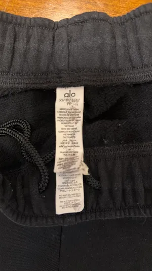 Black Alo Shorts XS thumbnail 2