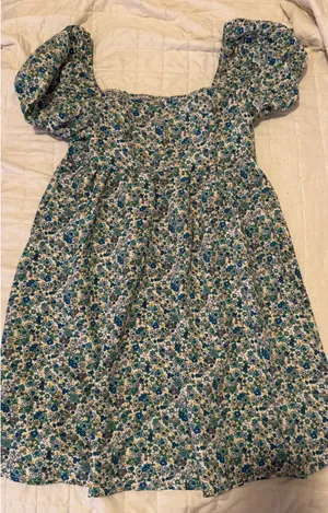 Women’s Shein Dress Floral thumbnail 3
