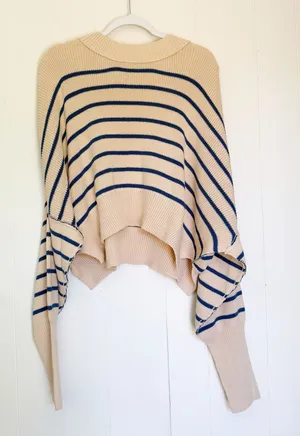 NEW CARLY JEAN LOS ANGELES CJLA Avila Cropped Sweater Blue Stripe XL thumbnail 1