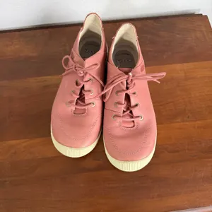 Keen Lorelai II Brick Dust Pink Leather Lace Up Sneakers Womens 5 Casual thumbnail 2