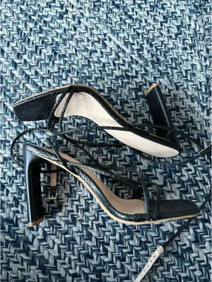 Amazon Black strappy kitten heels thumbnail 3