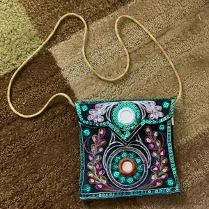 Artisan Purse Made in Pakistan Crossbody Sequin Beaded Embroider Handmade Small thumbnail 1