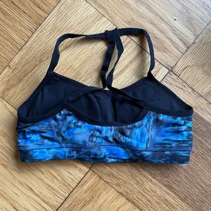 Beyond Yoga Space Dye Slim Racerback Bra, Sz XS, blue/black/grey abstract print thumbnail 2