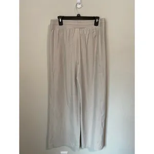 Fabletics Cloud Jersey Wide Leg Pants Women’s Size Large, Heather Gray thumbnail 4
