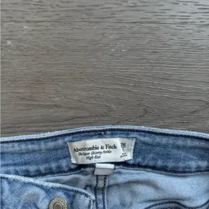 Abercrombie & Fitch Super Skinny Ankle High Rise Curve Love Button Fly Jeans thumbnail 3