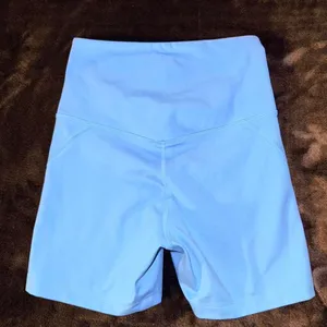 NWOT Girlfriend Collective Biker Shorts Size XS Blue‎ thumbnail 2