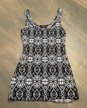 black and white tank top thumbnail 1