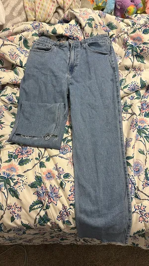 Hollister Jeans thumbnail 1