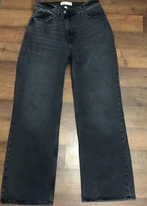 Abercrombie Curve Love High Rise 90s Relaxed Jeans 26 Curve Love thumbnail 1