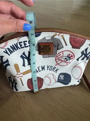 MLB New York Yankees Suki Crossbody white NWT thumbnail 7