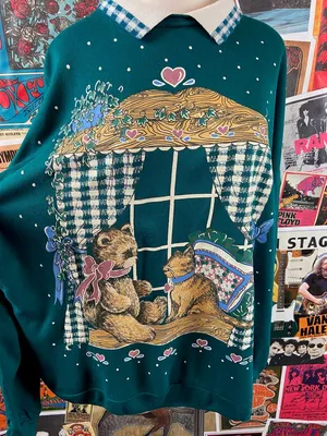 Vintage 1980s-90s Forest Green Teddy Bear + Kitty Cat Cottagecore Graphic Collared Sweatshirt thumbnail 1