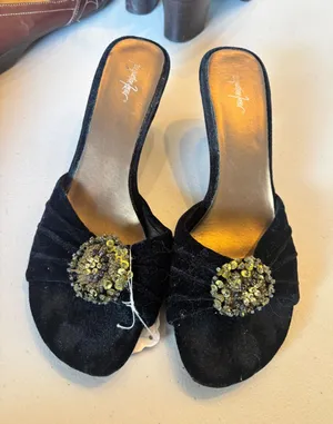 Velvet Kitten Heel Mules Beaded Black Y2K Vintage Jacqueline Ferrar Slip Sandals thumbnail 1