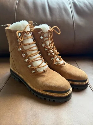 Marc Fisher Lizzie Genuine Leather and Shearling Lug Sole Boots Size 8.5 thumbnail 3